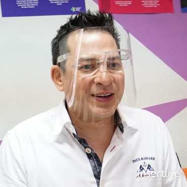 Rahasia Ari Wibowo Tetap Awet Muda di Usia 49 Tahun