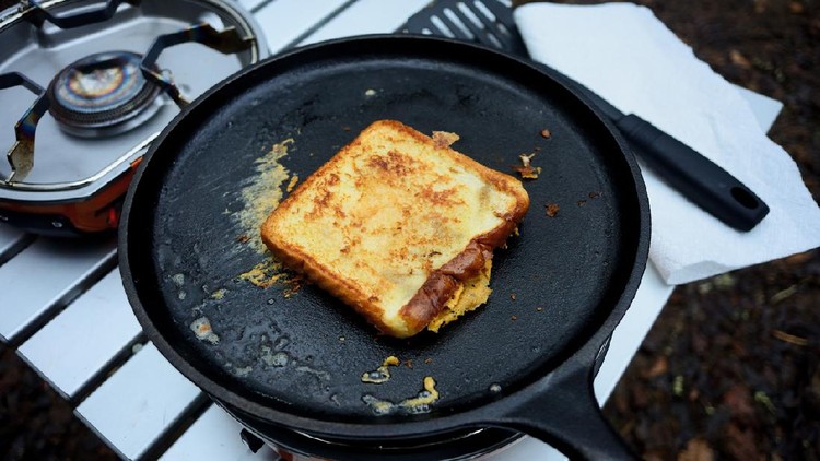 Bikin Roti Bakar Renyah dengan Modal Wajan Anti Lengket Bikin Roti Bakar Renyah dengan Modal Wajan Anti Lengket