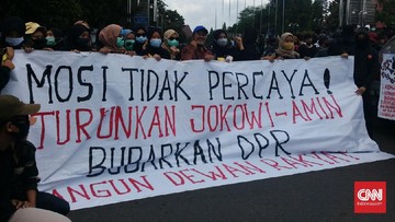 1 Tahun Jokowi-Ma'ruf: Buzzer Tak Efektif, Polisi Dikerahkan Aktivis HAM mengatakan ada perubahan pendekatan pemerintah terhadap masyarakat sipil yang berseberangan secara politik dalam satu tahun terakhir.