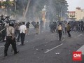 Polisi Bantah Tangkap Relawan Medis Demo Omnibus Law Surabaya