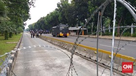 Mahasiswa Berkumpul di Patung Kuda, Terhalang Menuju Istana