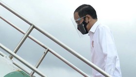 Pakar Hukum Ingatkan Publik Hati-hati Respons Sikap Jokowi