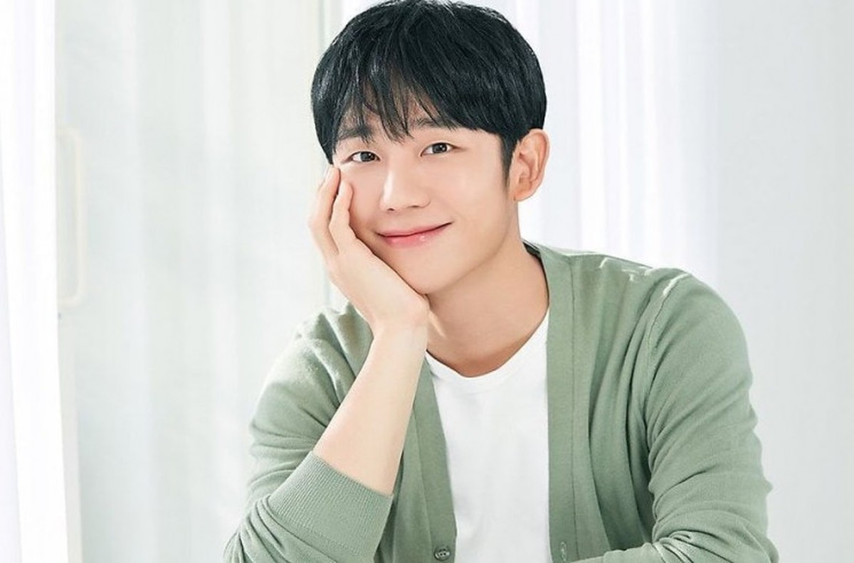 Gaya Rambut Jung Hae In