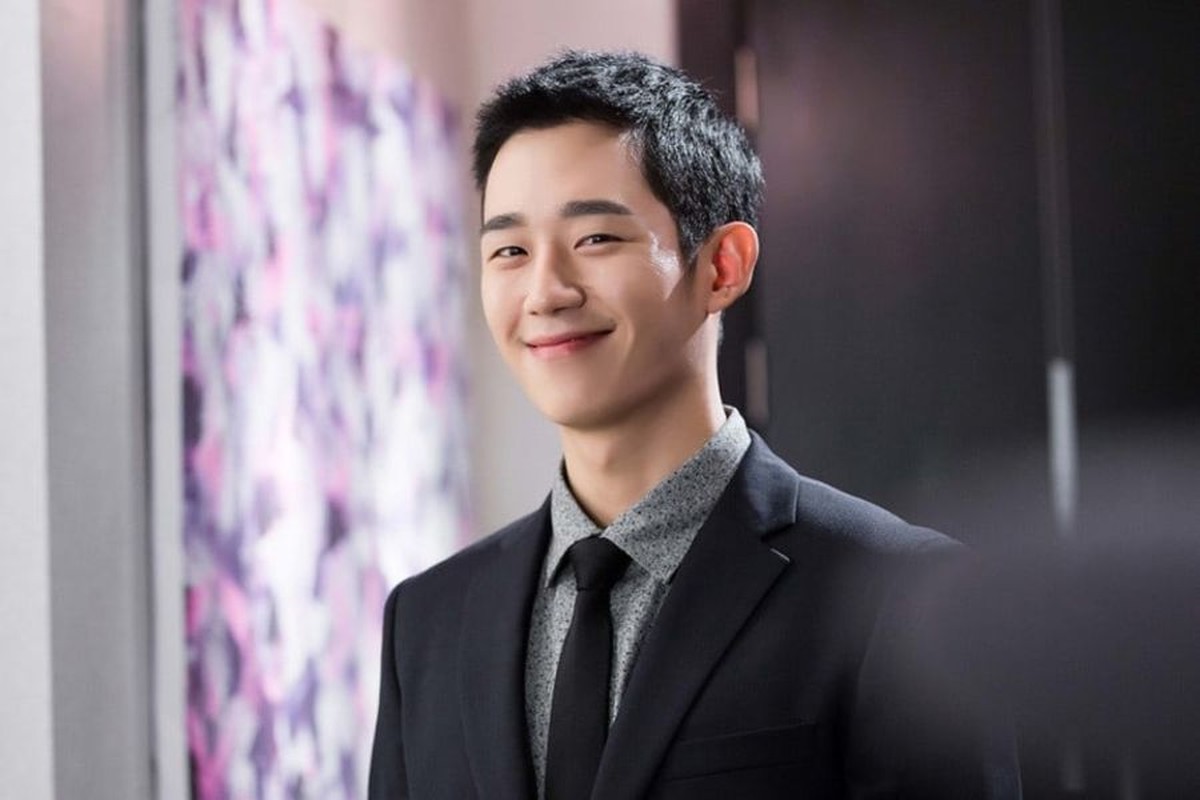 Gaya Rambut Jung Hae In