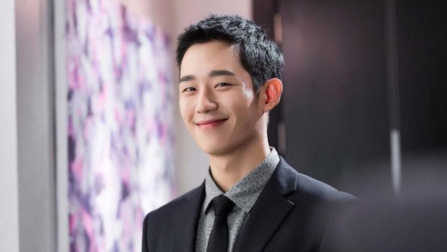 Gaya Rambut Jung Hae In