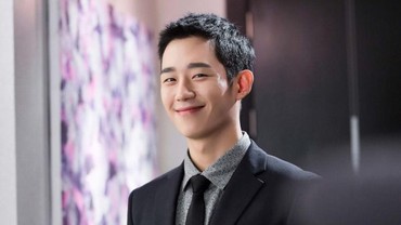 img-title Jung Hae In Perpanjang Kontrak dengan FNC Entertainment