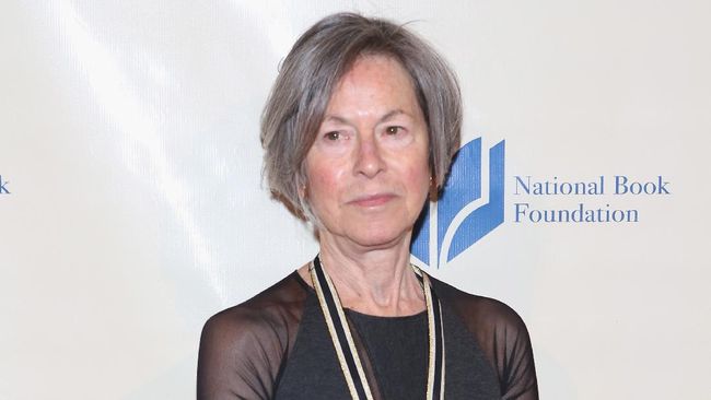 Penyair Amerika Serikat, Louise Gluck diumumkan menjadi penerima Nobel Sastra pada tahun ini.