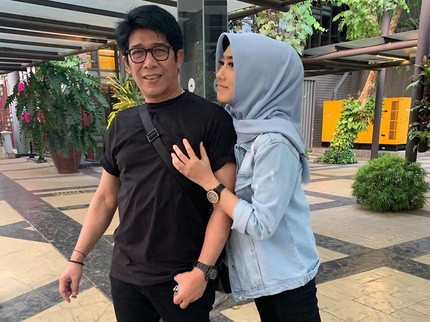 Terpopuler: 10 Tanaman Hias Anthurium, Potret Parto & Istri yang Beda 18 Tahun