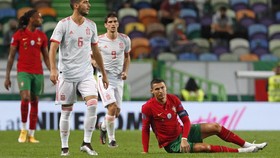 Ronaldo dan Ramos Gagal Reuni di Portugal vs Spanyol