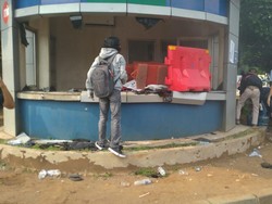 Pos Polisi di Bundaran Patung Kuda Jakpus Dirusak Massa