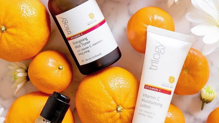 Jadikan Kulit Cerah dengan Rangkaian Skincare Vitamin C Trilogy