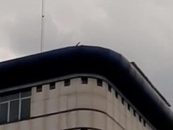 Lempar Batu dari DPRD Medan, Polisi: 2 Pelaku Kesal ke Pendemo