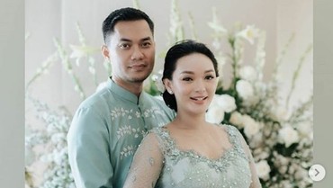 img-title Ini Alasan Zaskia Gotik Jarang Pamer Foto Mesra Bareng Suami di IG