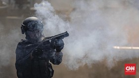 Netizen Komentari Aksi Polisi saat Demo Omnibus Law