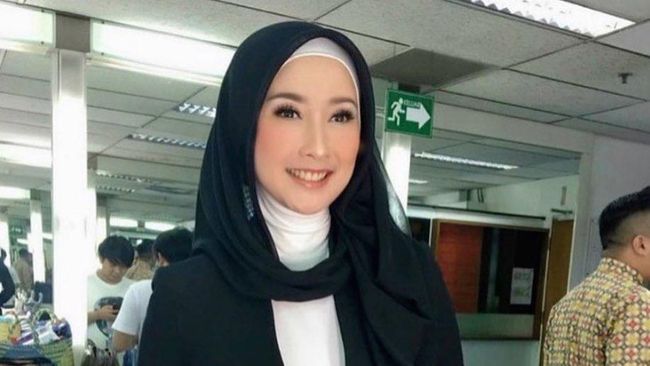 9 Tahun Bersama, Dessy Ratnasari Masih Silaturahmi dengan Irwan Mussry?