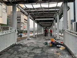 Kondisi Terkini Halte TransJakarta Bundaran HI Usai Dibakar Pendemo