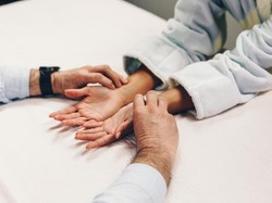 Pijatan Titik Saraf Ngantuk, Efektif Cegah Microsleep? Dokter Saraf Angkat Bicara