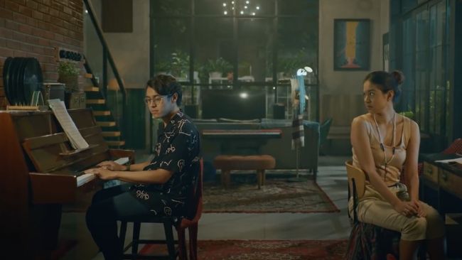 Asmara Ardhito Pramono dan Aurelie Moeramans kian terlihat dalam trailer film lepasan NKCTHI, Story of Kale: When Someone's in Love.
