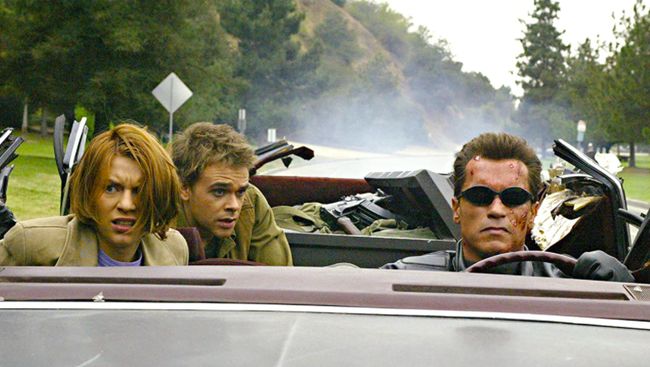 Bioskop Trans TV akan menayangkan Terminator 3: Rise Of The Machines malam ini (11/10) pukul 20.00 WIB.