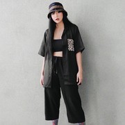 7 Inspirasi All Black Outfit Untuk Gaya Berkelas, Solid dan Simple!