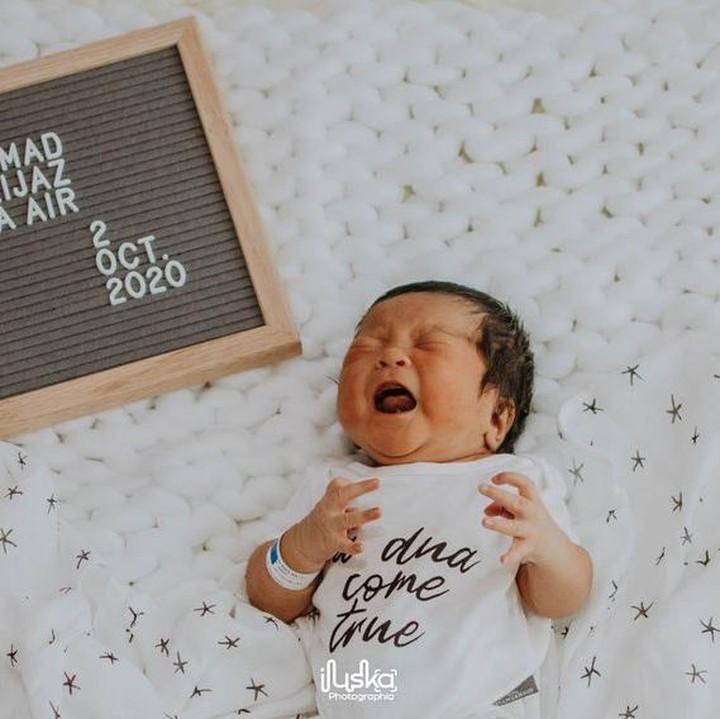 <p>Lucu banget ya Eijaz ini, kita doakan semoga Rachel Maryam segera pulih dan Eijaz selalu sehat ya.</p>