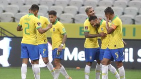 FOTO: Brasil Menang Telak 5-0 Atas Bolivia