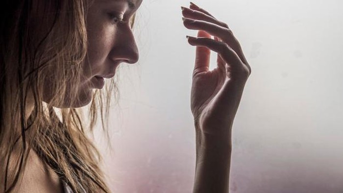 Cara Mengatasi Depresi Setelah Ditinggal Meninggal Orang Tersayang