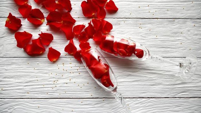 Darah Haid Tembus? Lakukan 4 Cara Ini Untuk Menghilangkannya!