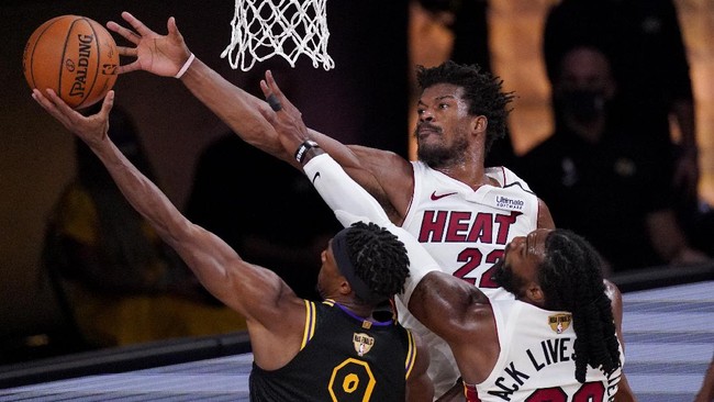 FOTO: Heat Redam Lakers di Game Kelima Final NBA