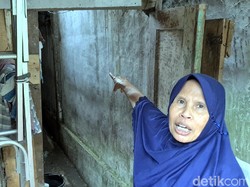 Cerita Mak Siti yang Rumahnya Rusak Gegara Demonstran di Sukabumi