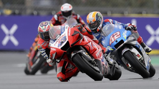 Sejumlah drama terjadi di balapan MotoGP Prancis 2020 yang digelar di Le Mans, Minggu (11/10).
