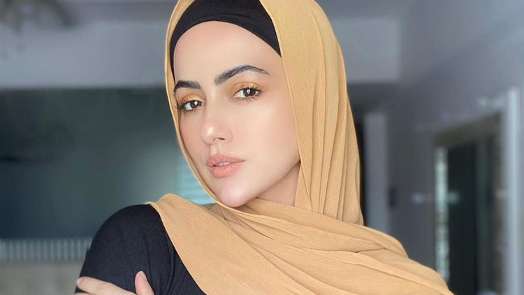 Sana Khan hijrah Sana Khan hijrah