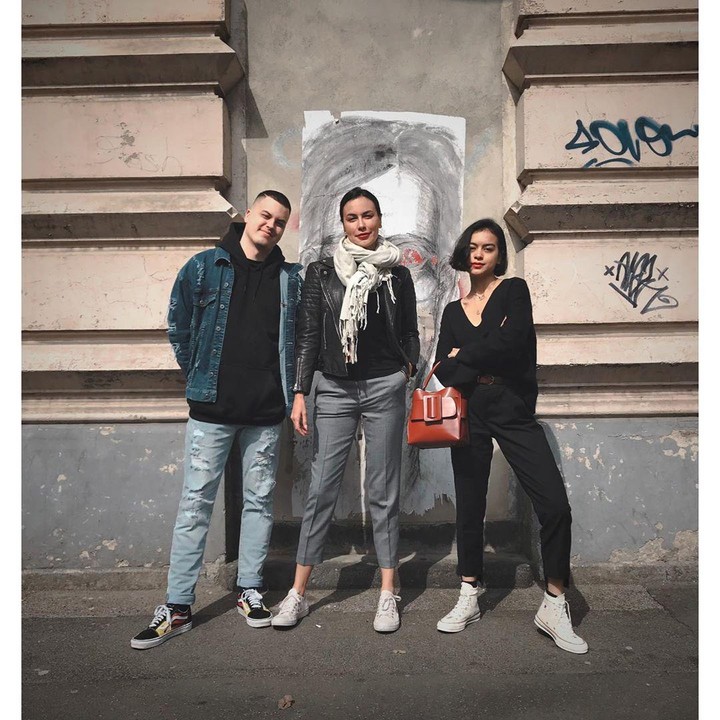 <p>Meski punya kesibukan masing-masing, Sophia Latjuba dan Eva Celia terlihat dekat dan sering menghabiskan waktu liburan bersama, Bunda. (Foto: Instagram @sophia_latjuba88)</p>