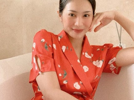 Bunga Zainal Sebut Nikahi Pria Kaya Jadi Awet Muda, Netizen Singgung soal Agama