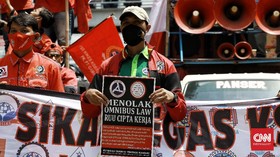 Komisi Informasi Jabar Minta Akses Draf Omnibus Law Dibuka