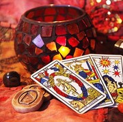 Serba-Serbi Dunia Tarot Berikut Harus Banget Kamu Ketahui