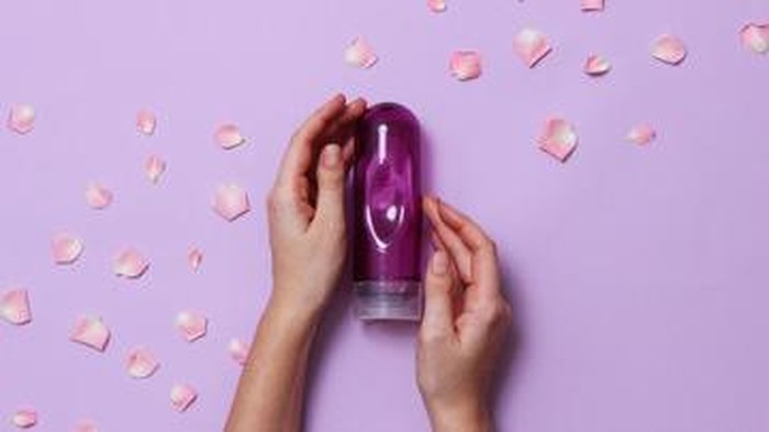 Sering Pakai Pelumas Vagina? Waspadai Efek Sampingnya Berikut Ini!