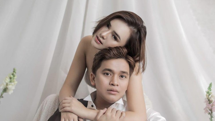 Amanda Manopo dan Billy Syahputra Amanda Manopo dan Billy Syahputra