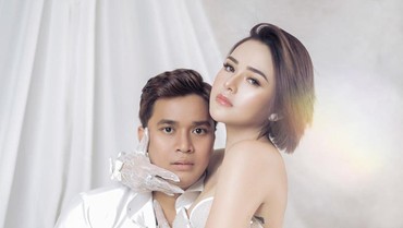 Heboh, Billy Syahputra dan Amanda Manopo Foto Mesra Sambil Buka Baju