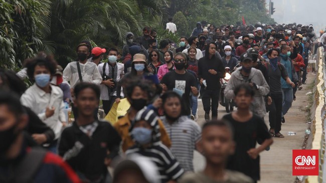 Lembaga Penanggulangan Bencana Muhammadiyah, Muhammadiyah Disaster Management Center (MDMC) menyesalkan 4 relawannya jadi korban kekerasan.