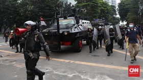 Cuitan Polri Laporkan Tindak Kriminal Diserbu Keluhan Netizen