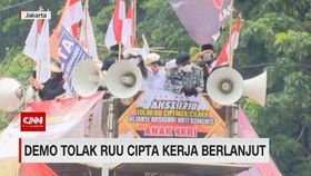 VIDEO: Demo Tolak RUU Cipta Kerja Berlanjut