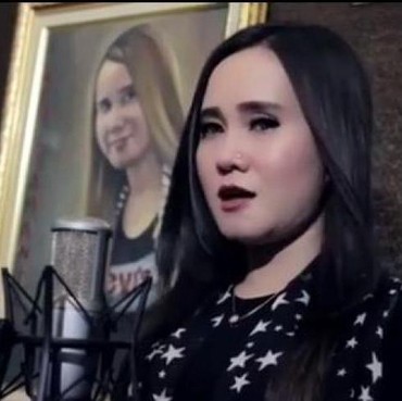 Mengenal Eny Sagita, Pedangdut yang Sindir Pedas Nella Kharisma