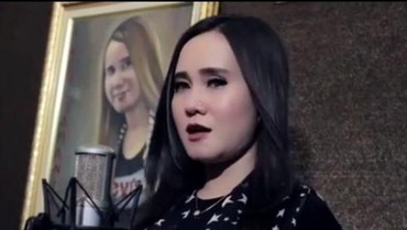 img-title Mengenal Eny Sagita, Pedangdut yang Sindir Pedas Nella Kharisma