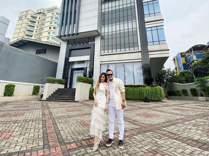 7 Fakta Shandy Purnamasari, Crazy Rich Malang yang Dikado Tower dari Suami