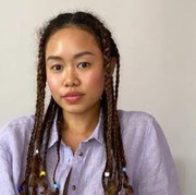 Inspirasi Hair Style untuk Rambut Keriting ala Influencer Agnes Oryza