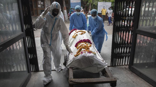 Kasus global virus corona dilaporkan telah melampaui 40 juta. Jumlah ini meningkat sepuluh juta dalam waktu sekitar satu bulan terakhir.