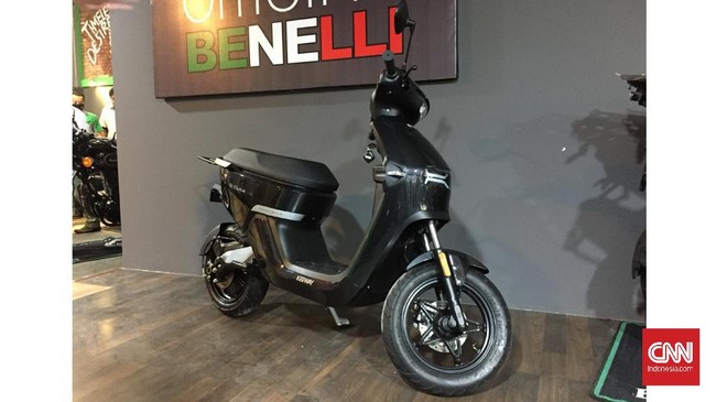 Motor listrik Benelli dan Keeway menambah banyak pilihan konsumen di Indonesia setelah peluncuran motor listrik Gesits, Viar Q1.
