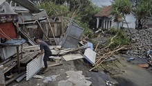 Rumah Warga Hanyut Kena Banjir Bandang di Garut