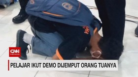 VIDEO: Pelajar Ikut Demo Dijemput Orang Tuanya